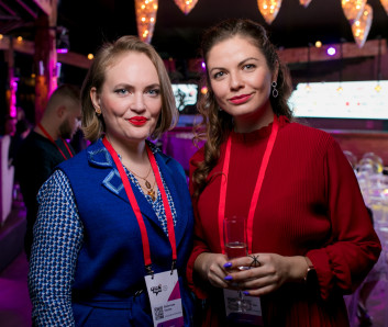 Валентина Теслюк и Светлана Молдаванова, Artics Internet Solutions